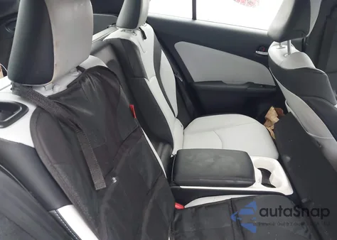 2017 Toyota Prius Prime Advanced z USA, uszkodzony, nr VIN JTDKARFP2H3032165